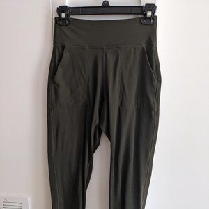 Align High-Rise Jogger